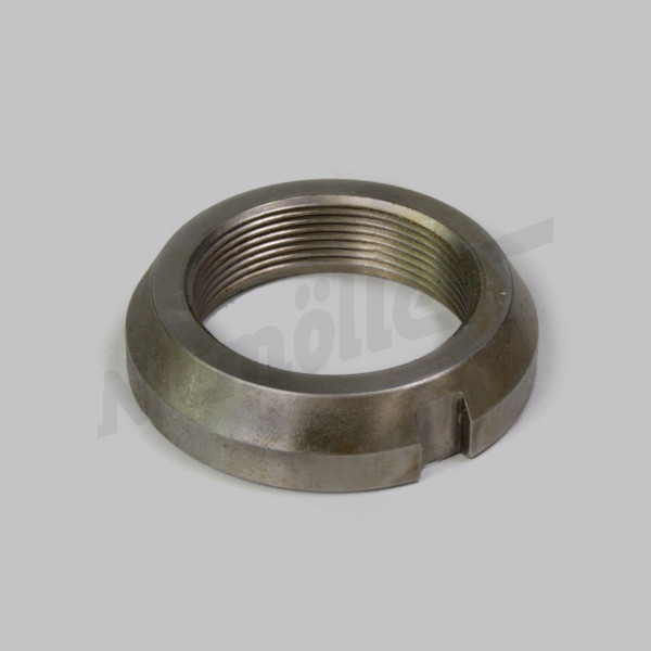 B 35 121 - Slotted nut on the drive bevel gear