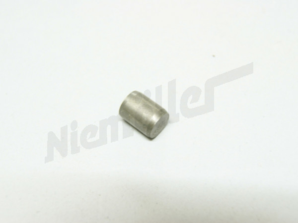D 03 076 - Dowel pin for counterweight