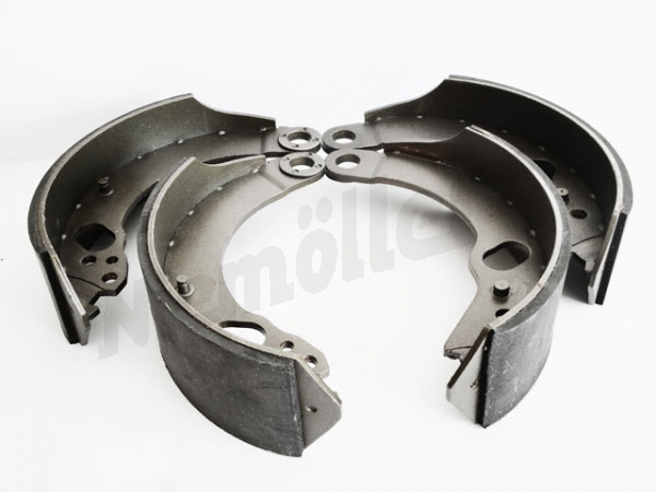 D 42 149a - Set of rear brake shoes (steel) only W110/111/113 !