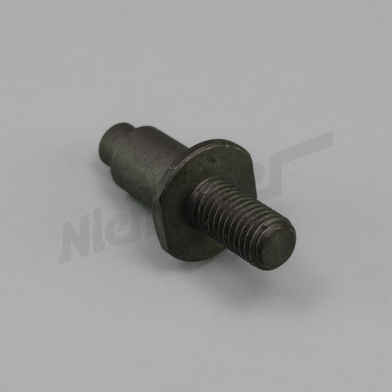 A 22 041 - Boulon pour bras de couple