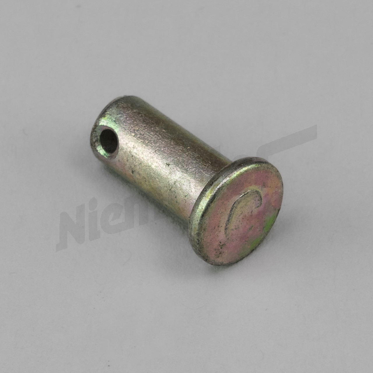 A 29 065 - Perno de cuello para la barra de tracción