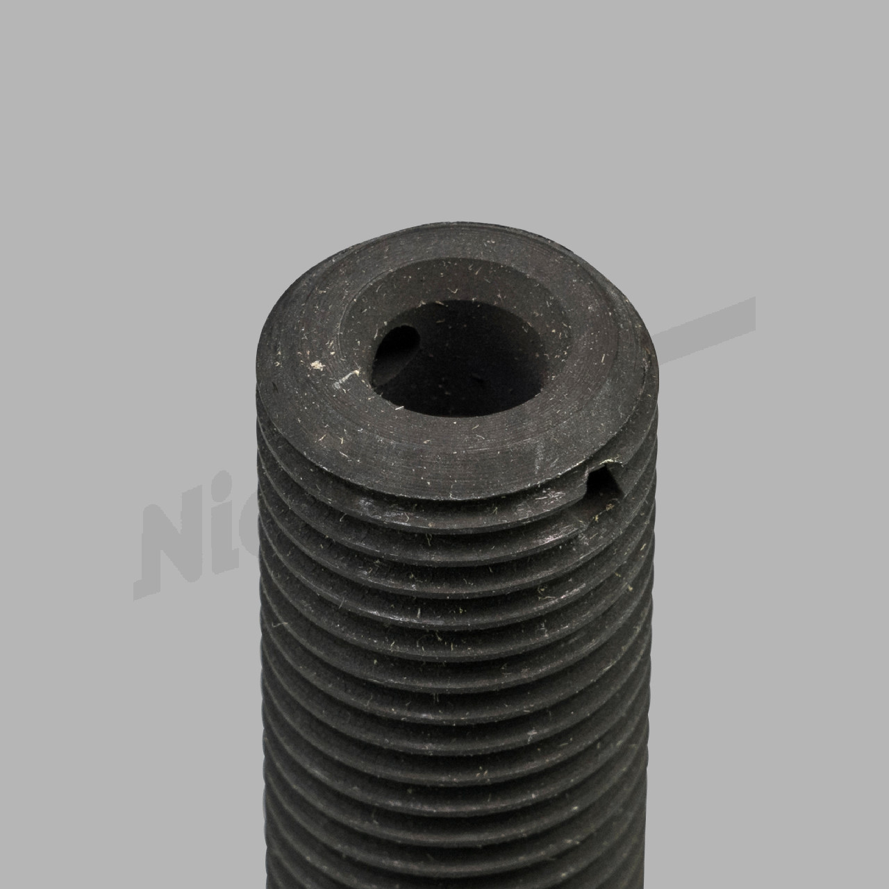 A 33 119 - Bullone filettato per la staffa dello snodo dello sterzo