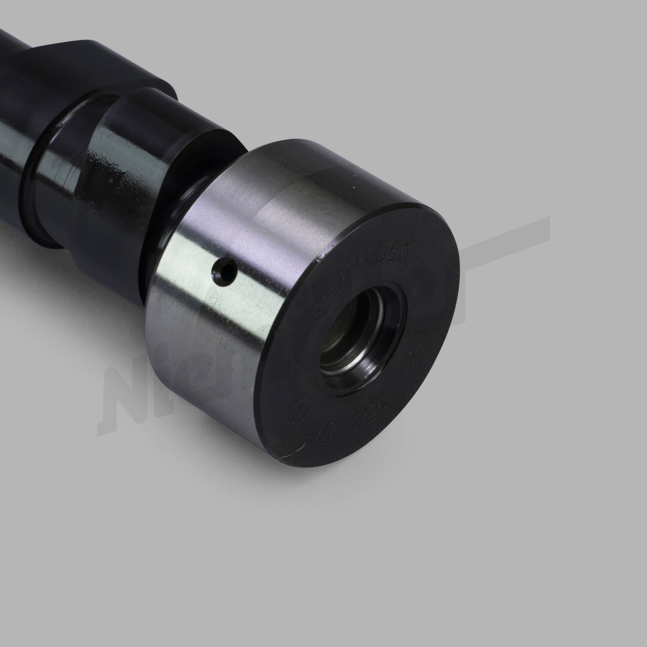 B 05 004 - Arbre à cames