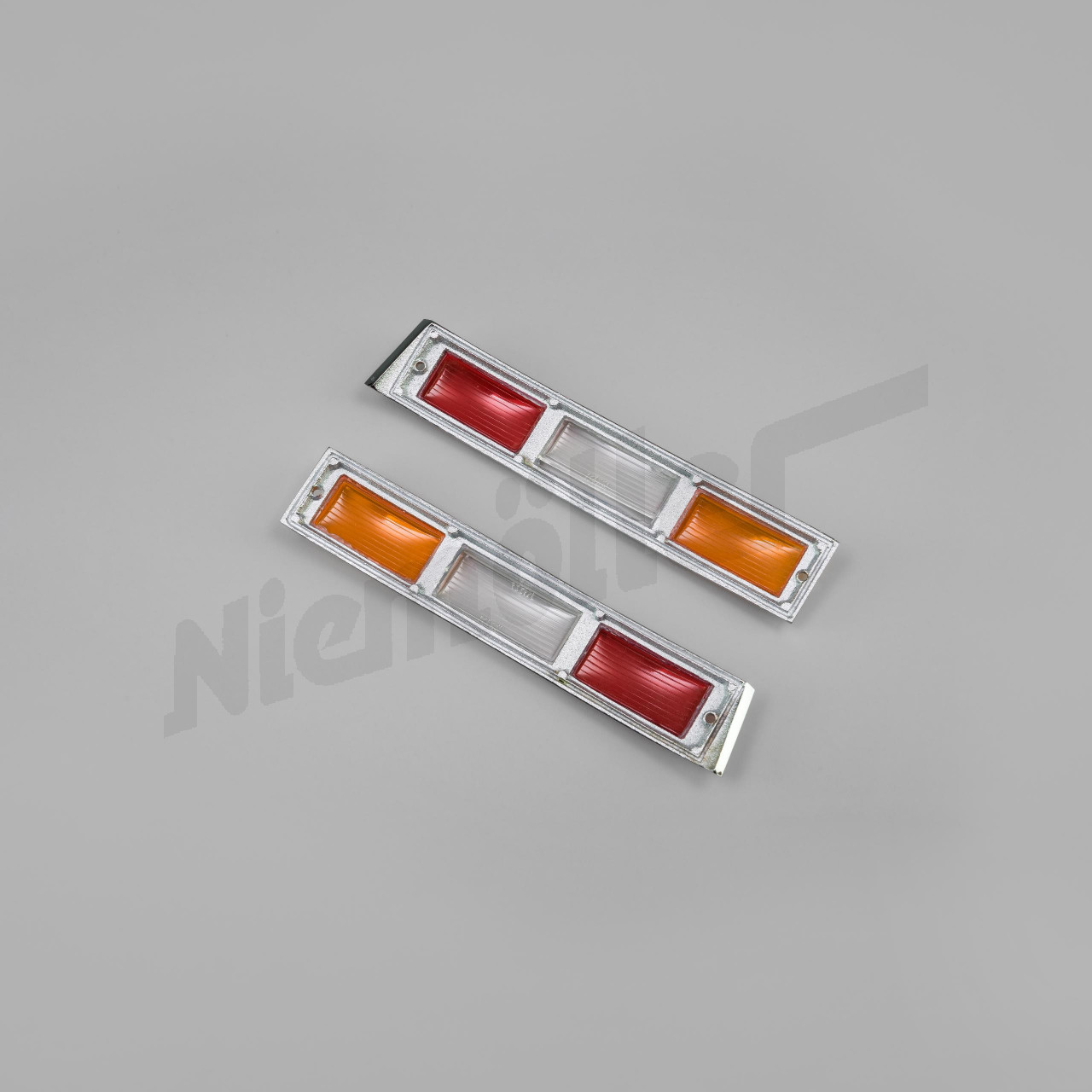 B 82 241b - 300,b,c sağ ve sol arka lamba kapakları seti