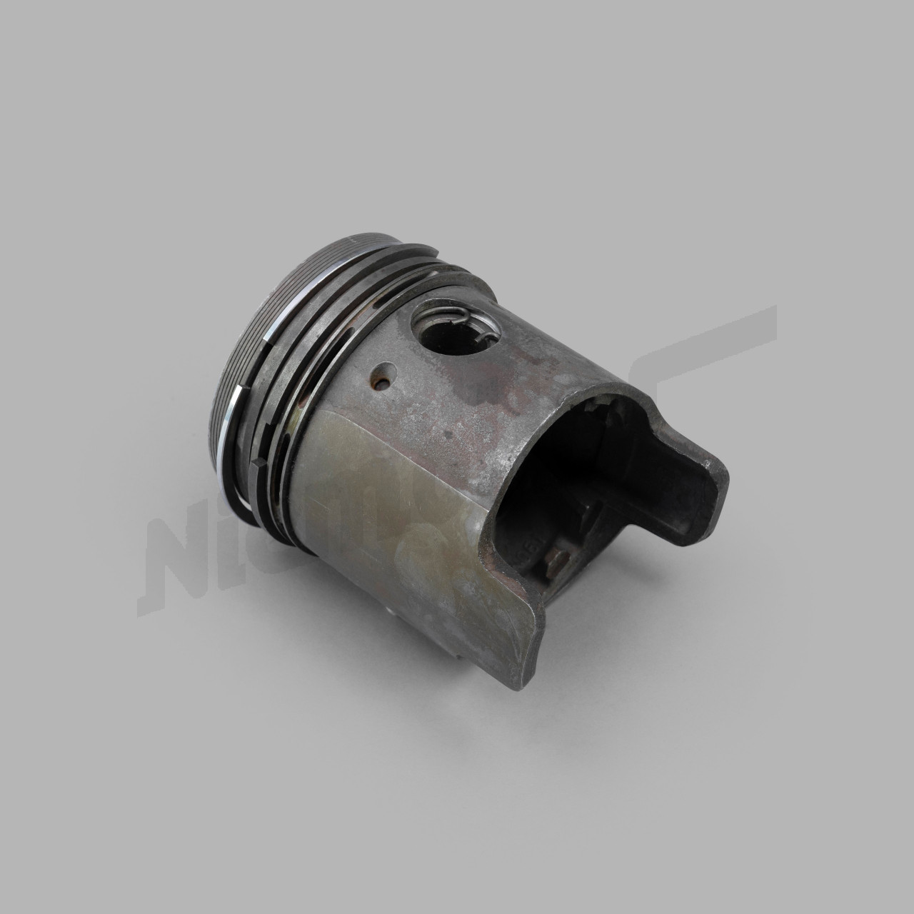 C 03 183B - Piston with piston pin and ring D:86,0mm