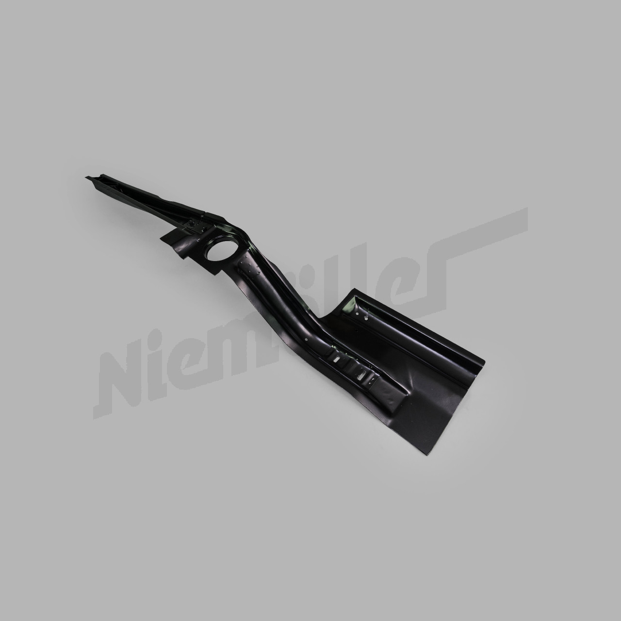 C 61 011 - Arka sol alt uzunlamasına eleman kabuğu