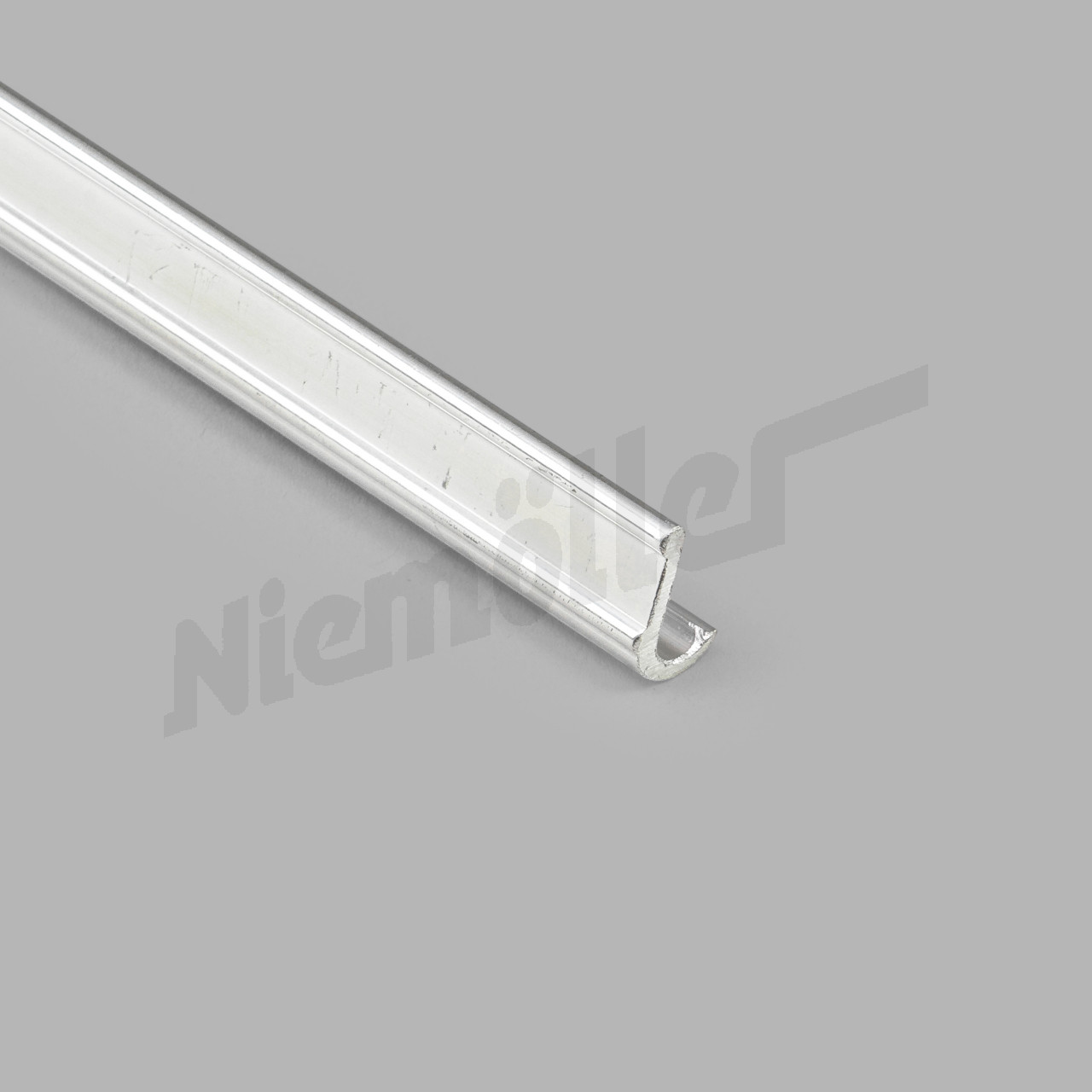 C 68 106 - Giriş rayı sağ 220S Coupe, Cabrio