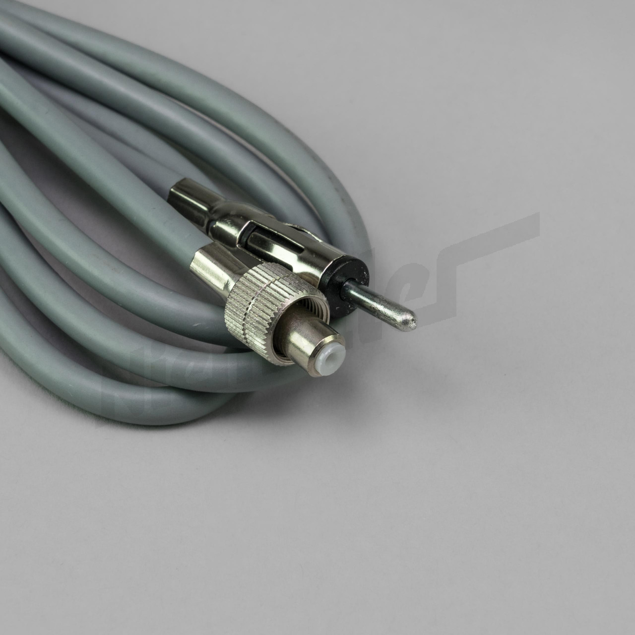 C 82 000c - Antena de varilla retro (con botón rojo)