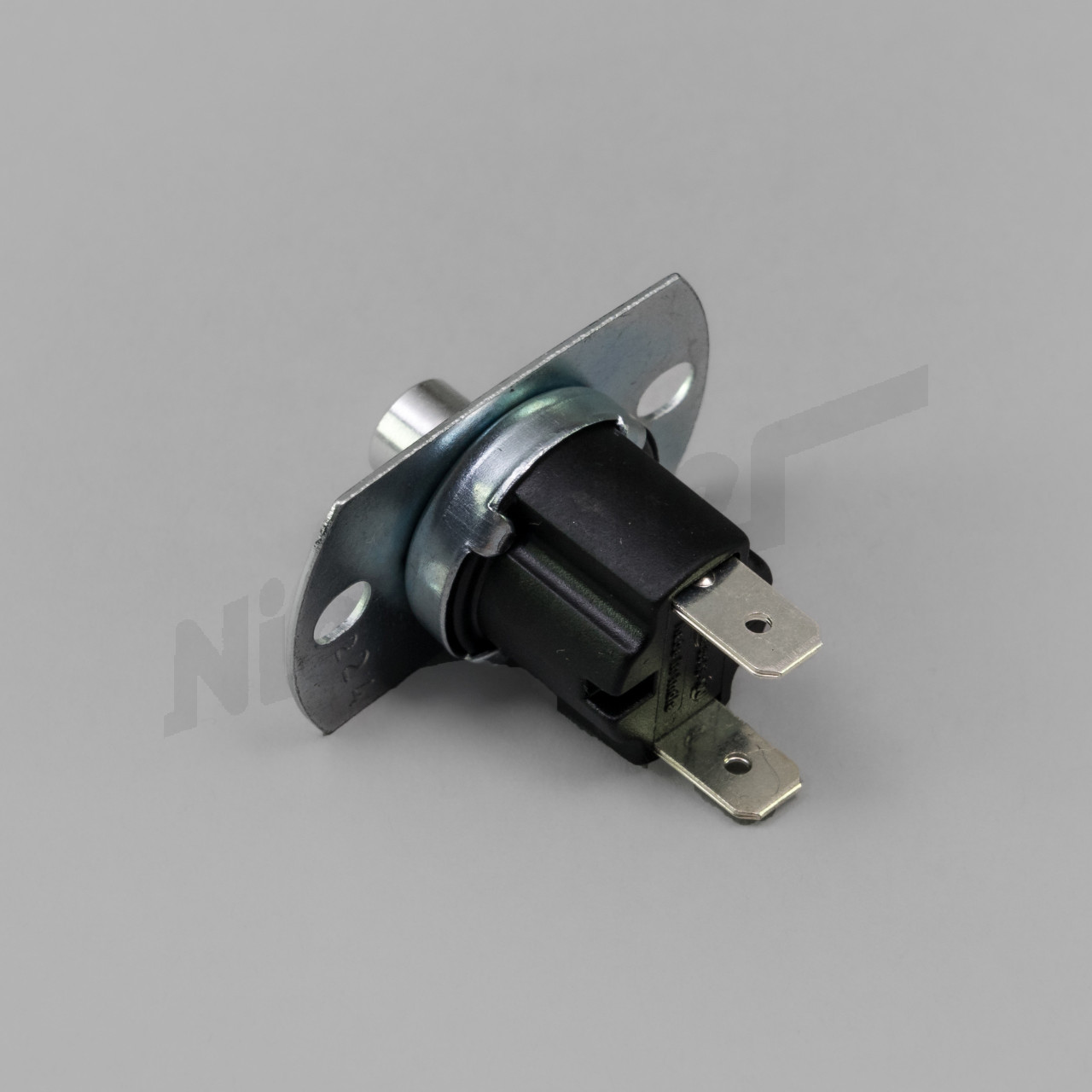 C 82 100a - Lampada da soffitto a contatto con la porta - sostituzione