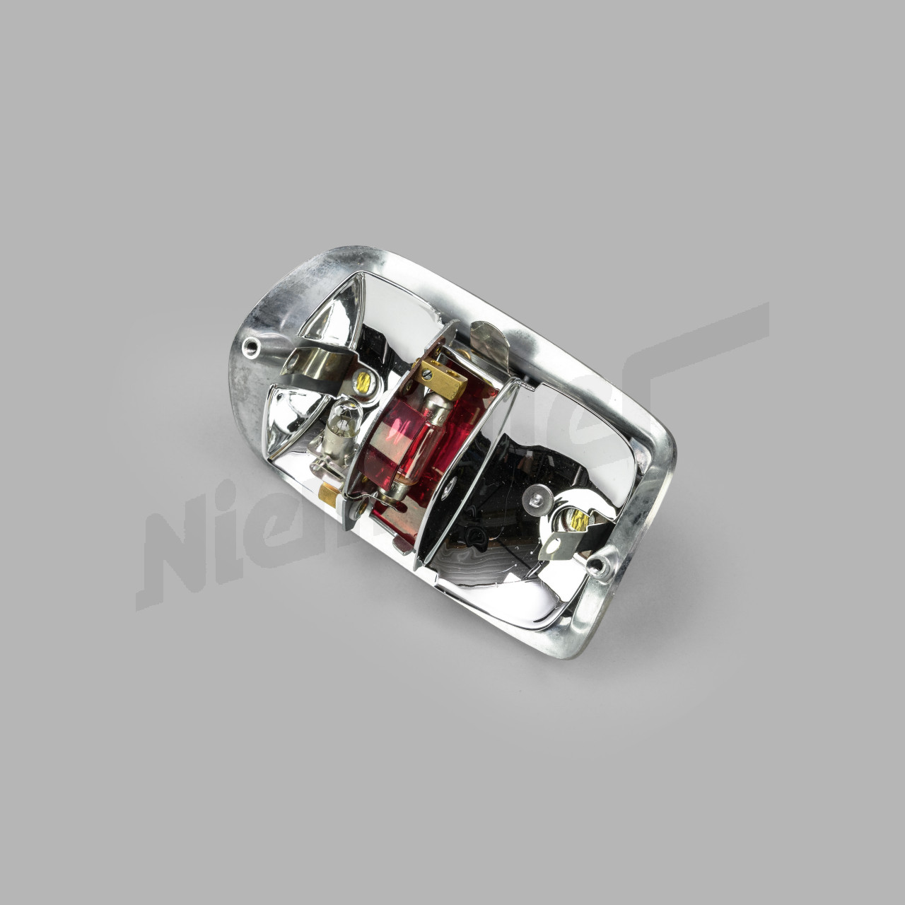 C 82 236b - Guscio in alluminio con parte elettrica 190SL presto