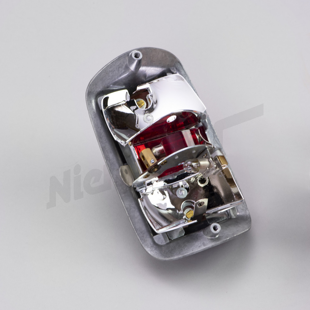 C 82 236b - Guscio in alluminio con parte elettrica 190SL presto