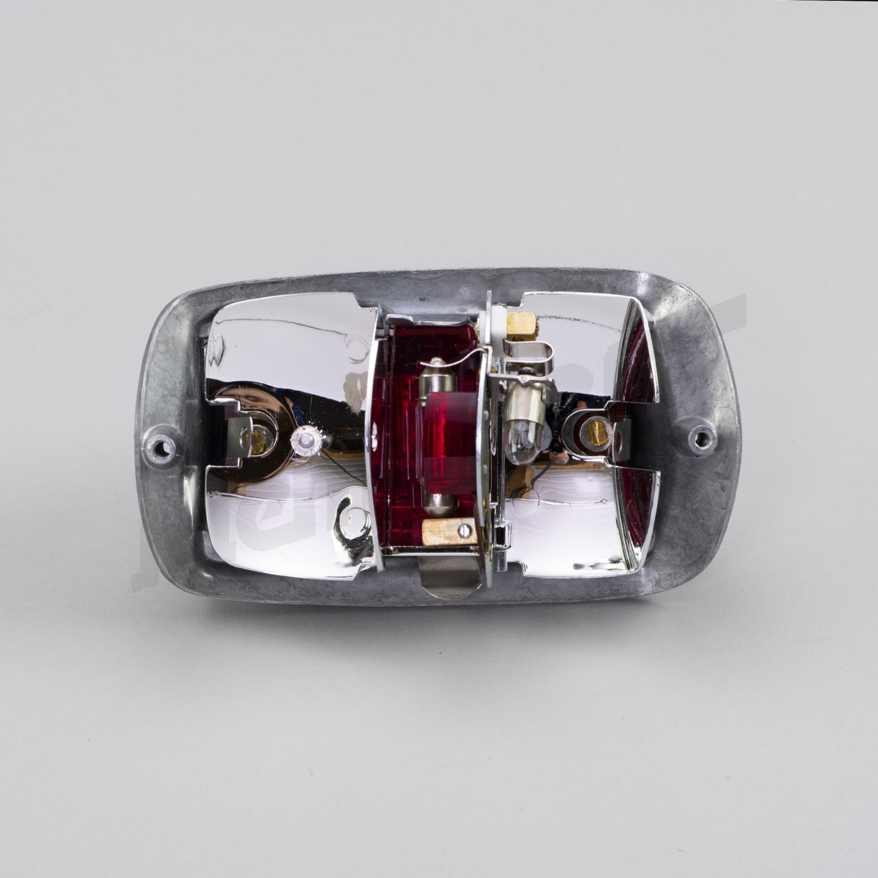 C 82 236b - Guscio in alluminio con parte elettrica 190SL presto