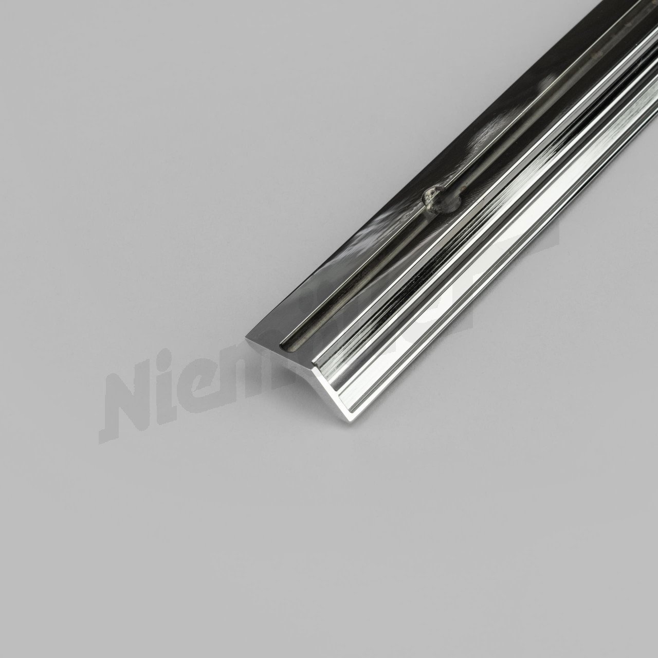 D 75 142 - Yumuşak üst bölme kapağı için sol dış trim çubuğu 008116'dan itibaren 230SL / tüm 250/280SL