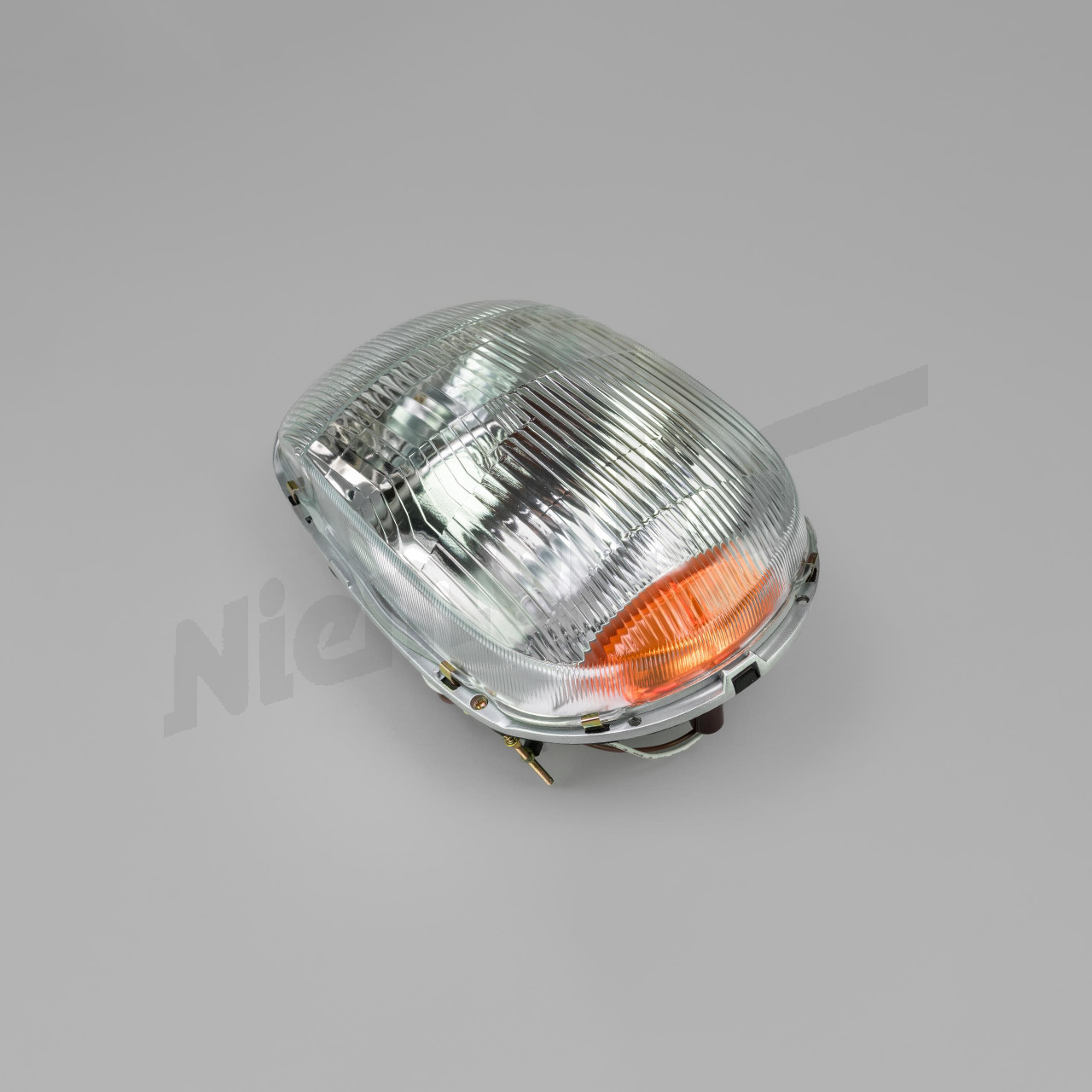 D 82 253d - headlight 113 without trim ring / repro.