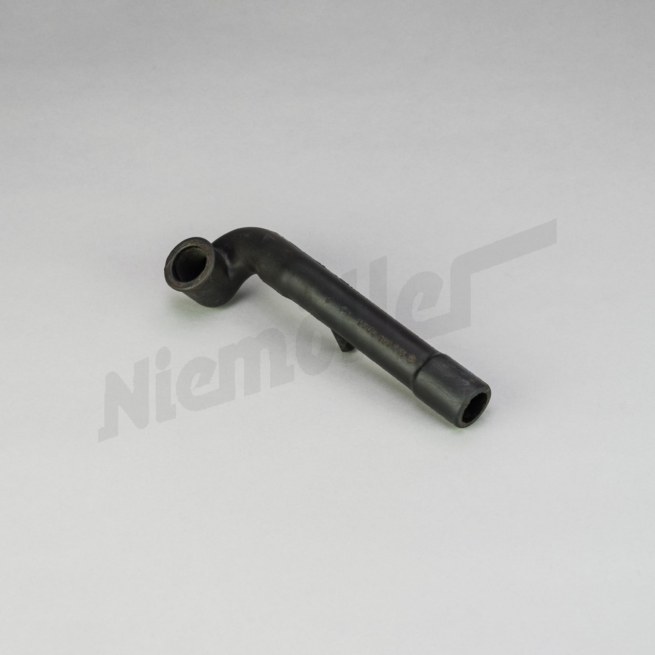 F 09 021 - Tubo flessibile modellato