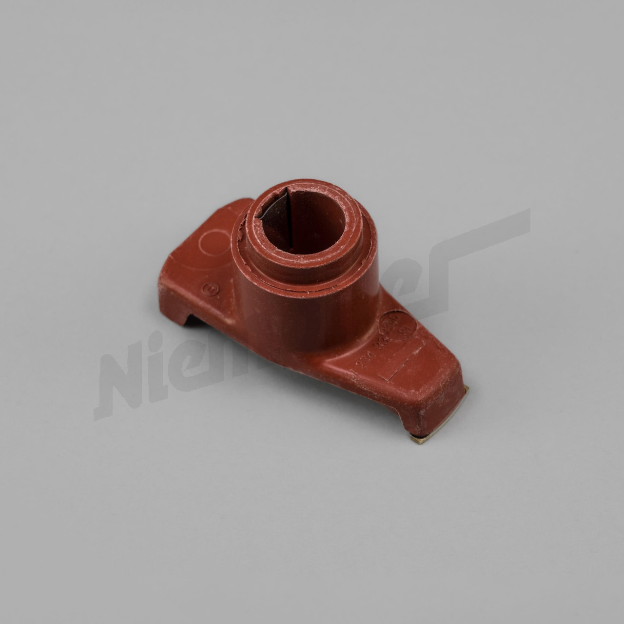 F 15 014 - Doigt de distribution