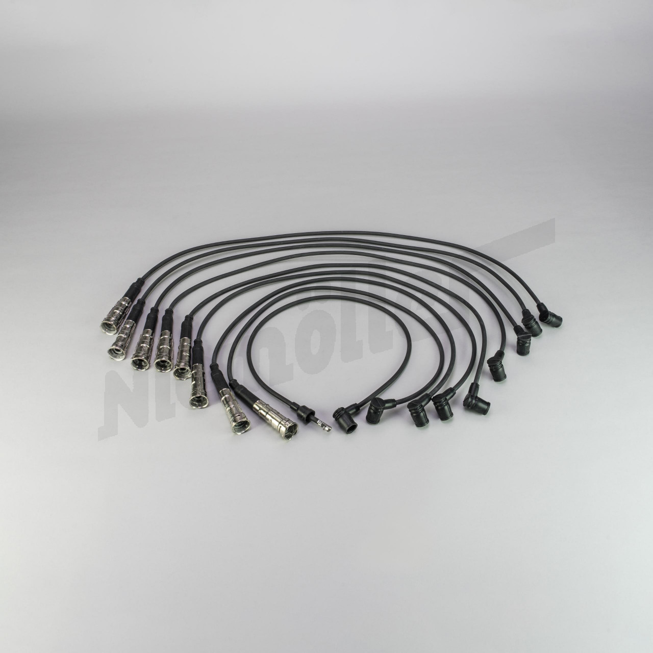 F 15 015 - Bougiekabelset M116 (schroefbaar) vanaf bouwjaar 03.1976 Lengtes over alles: 1x 850mm; 1x 870mm; 2x 900mm 1x940mm; 1x960mm; 1x980mm; 1x000m; bobine = 770mm