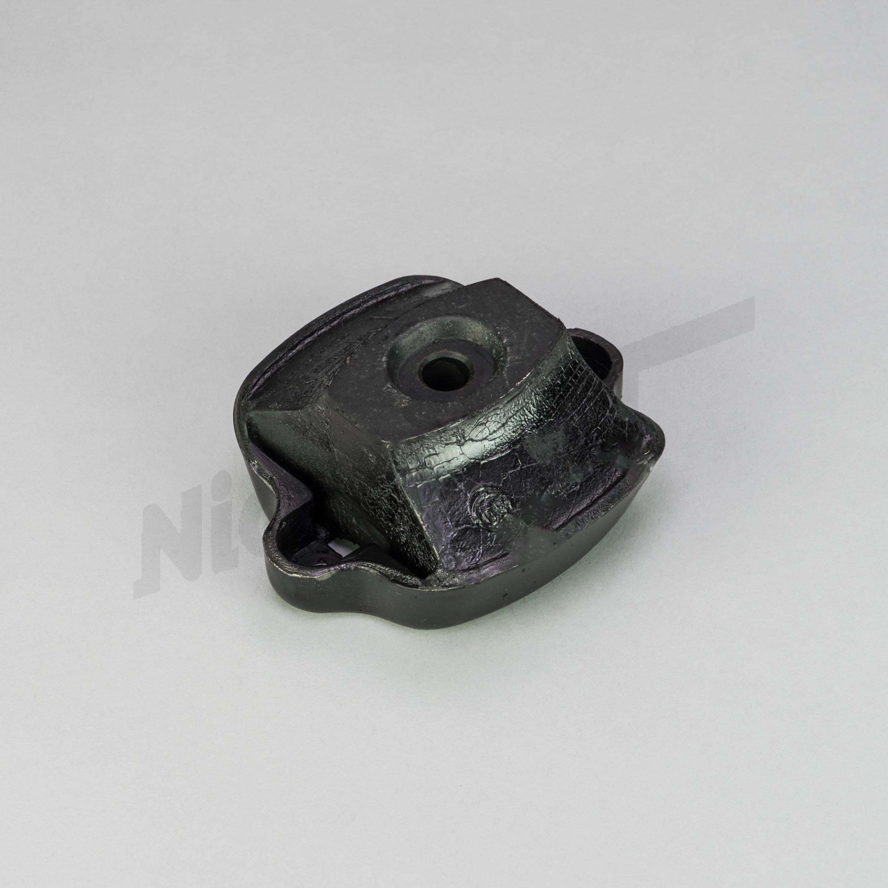 F 22 072 - Cojinete de goma delantero