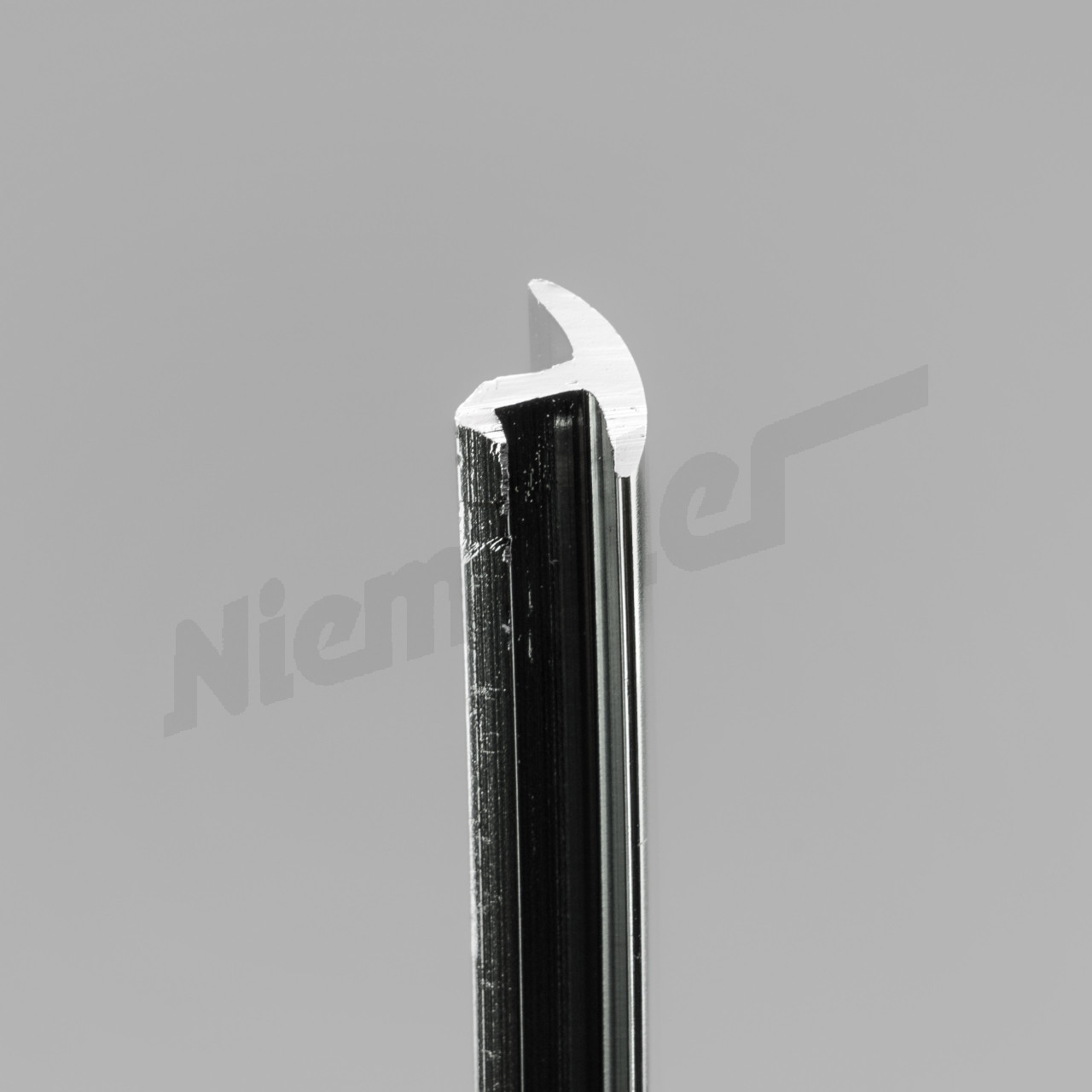 F 67 005 - ornamental frame