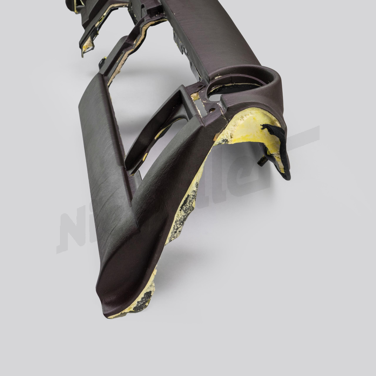 F 68 808 - Instrumententafel Original ! Farbe Braun