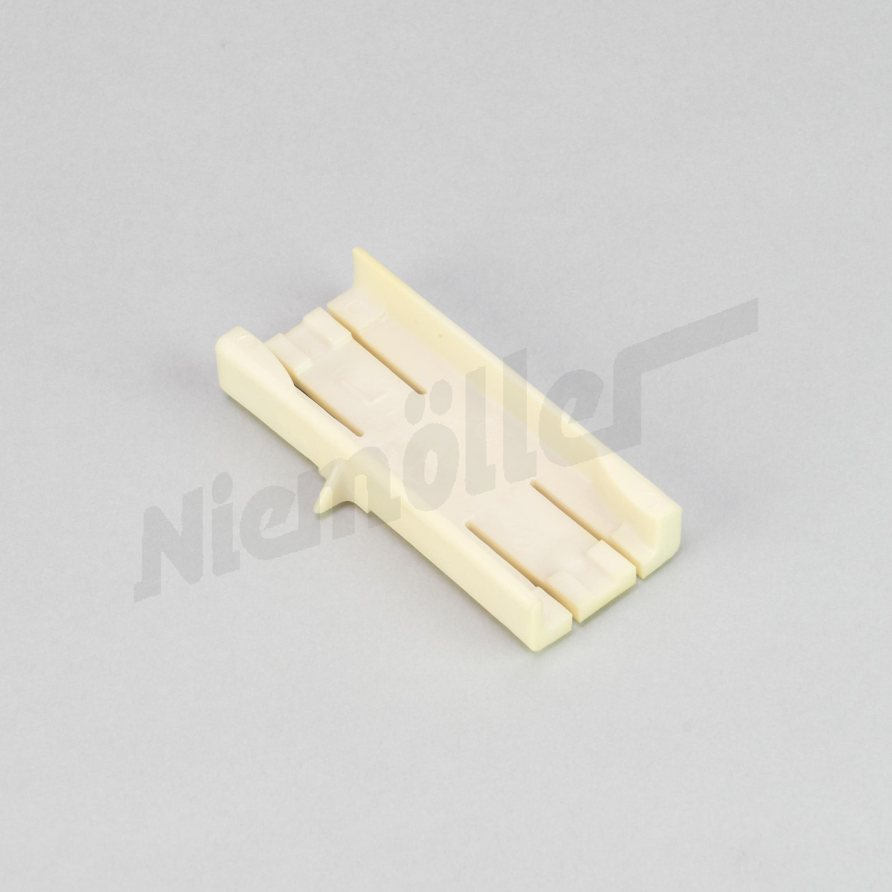 F 72 479 - sliding jaws, left