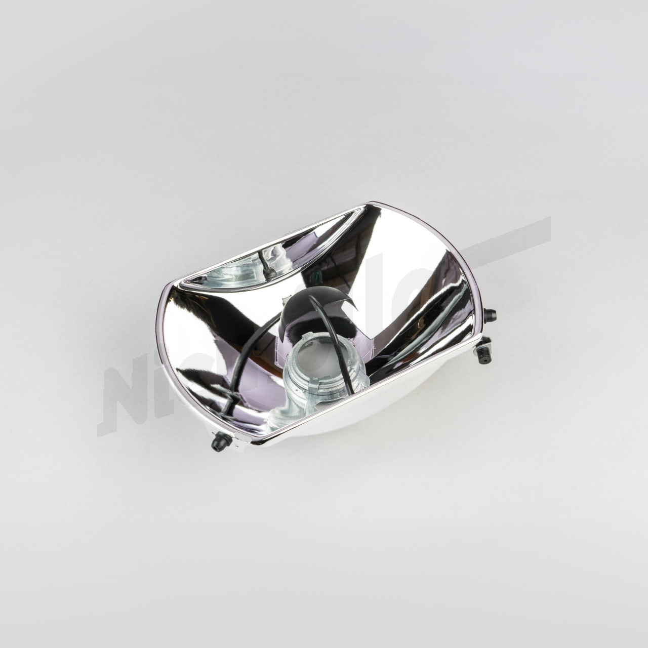 F 82 425 - Far seviye ayarlama sistemli far için sağ reflektör