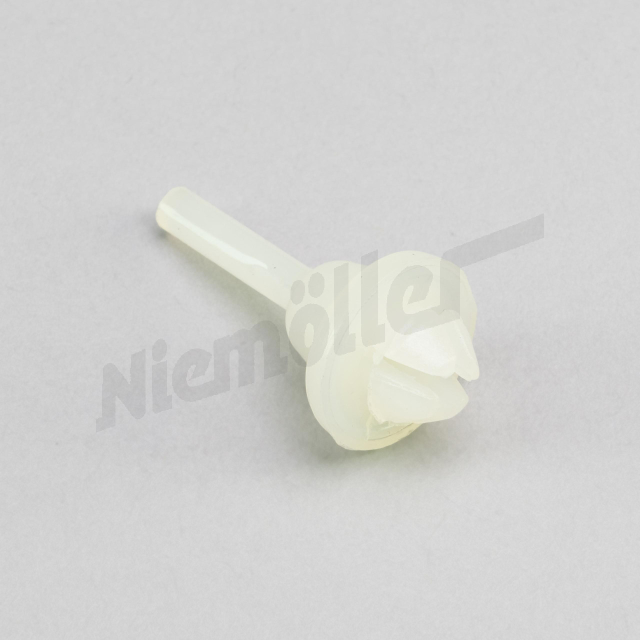 F 82 435 - Rivet