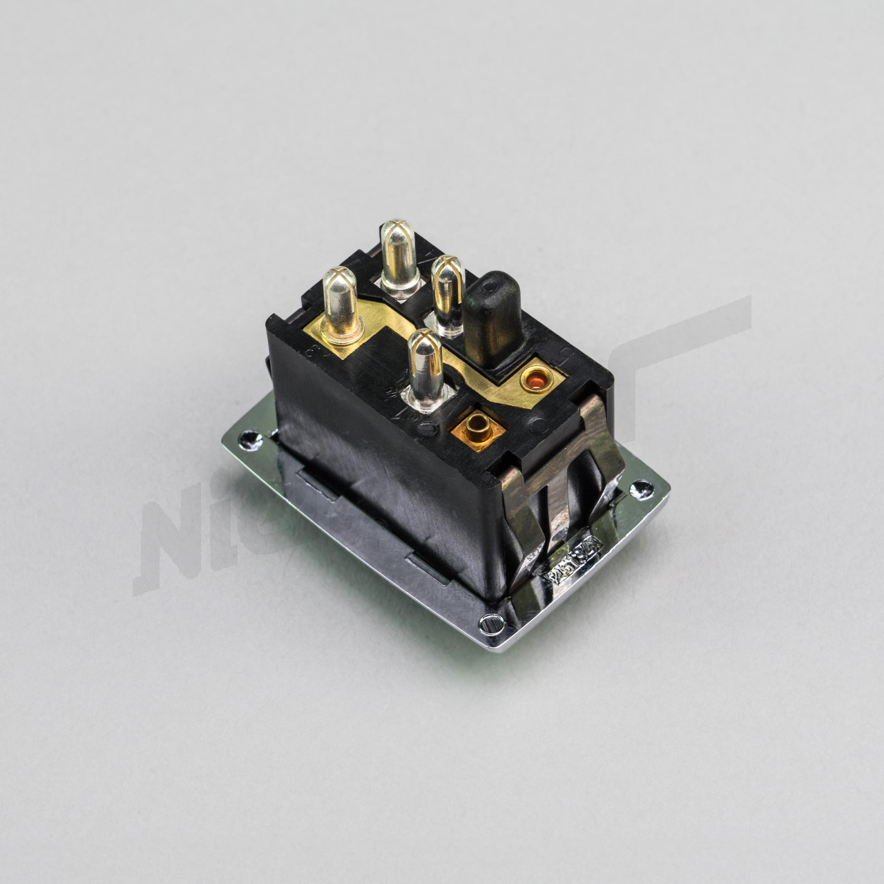 001 821 59 51 Pieza de recambio Mercedes-Benz W123T