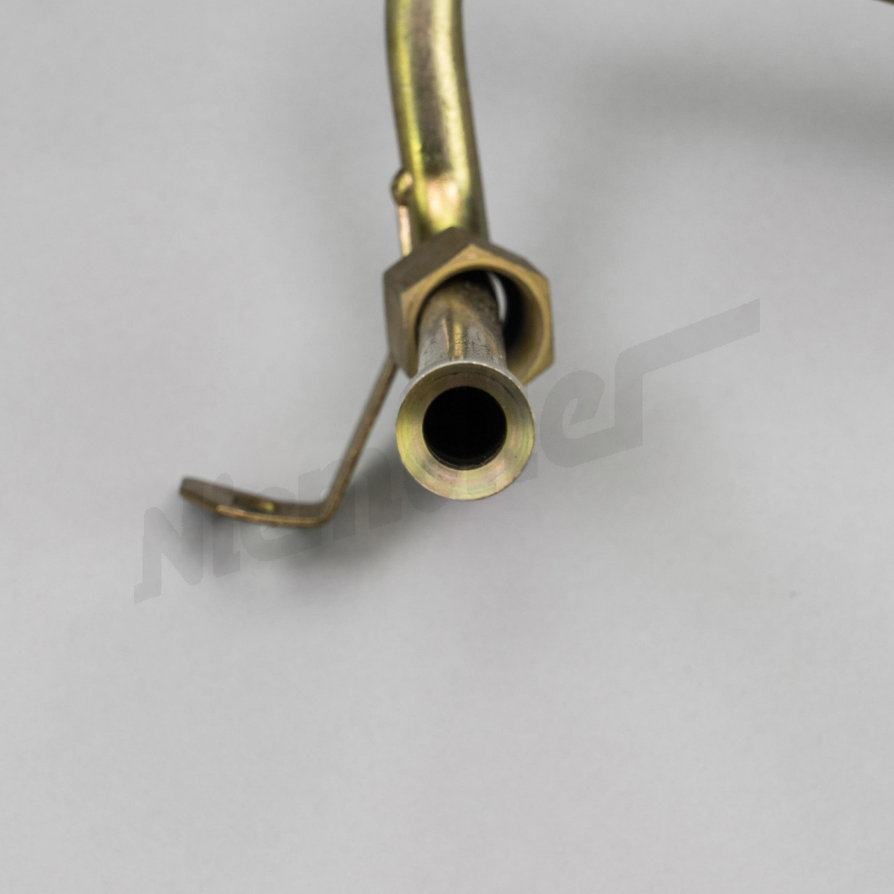 F 83 226 - Przewody rurowe sprężarki do skraplacza