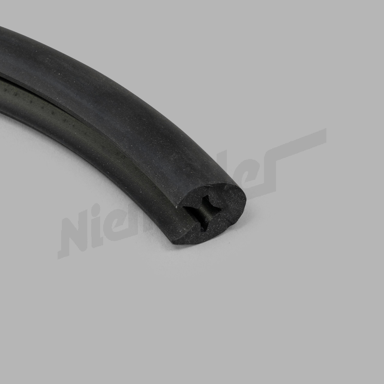 F 88 292 - Schutzschiene Stoßstange Oberteil 1m Stück