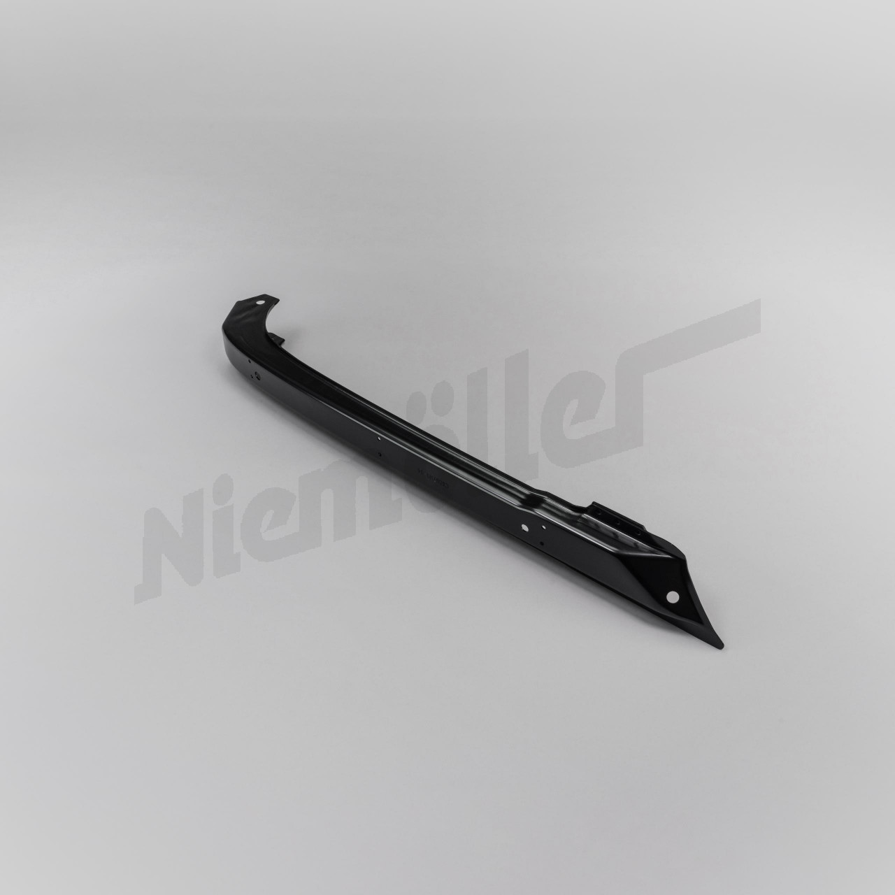 F 88 487 - bumper stiffener LHS