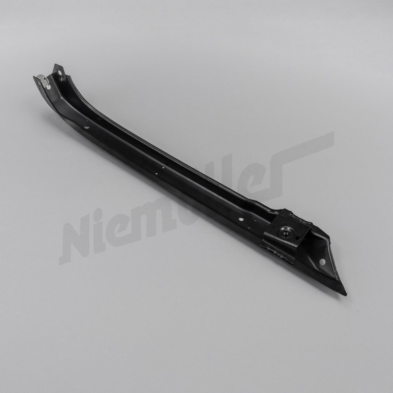 F 88 493 - Endurecedor derecho