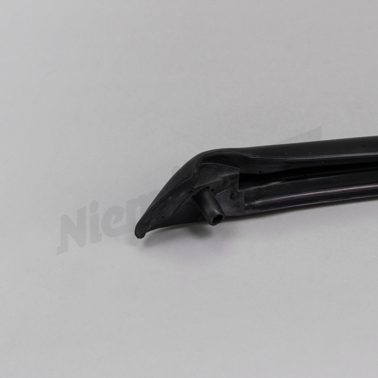 107 885 07 21 W107 części zamiennych Mercedes-Benz