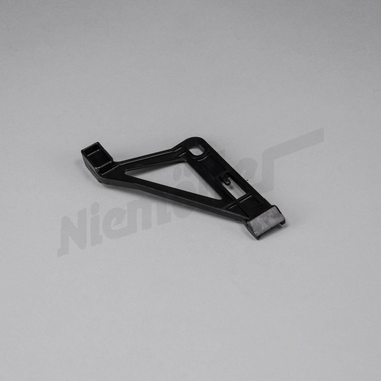 F 92 096 - actuation