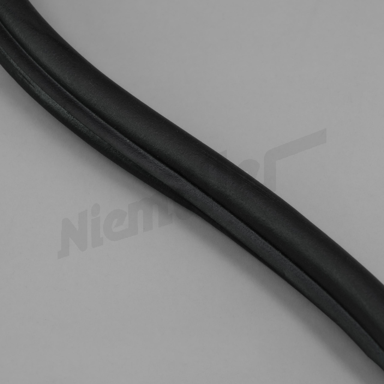 G 74 063 - trunk seal reproduction