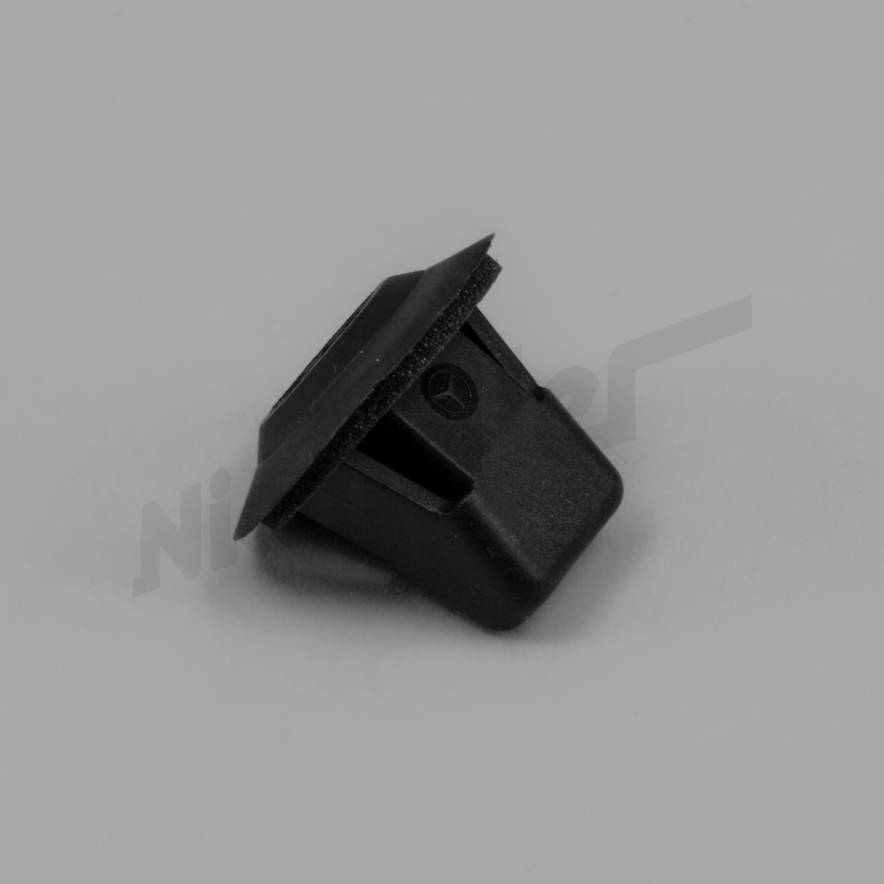 G 88 022 - Installazione del tassello / paratia alla ruota