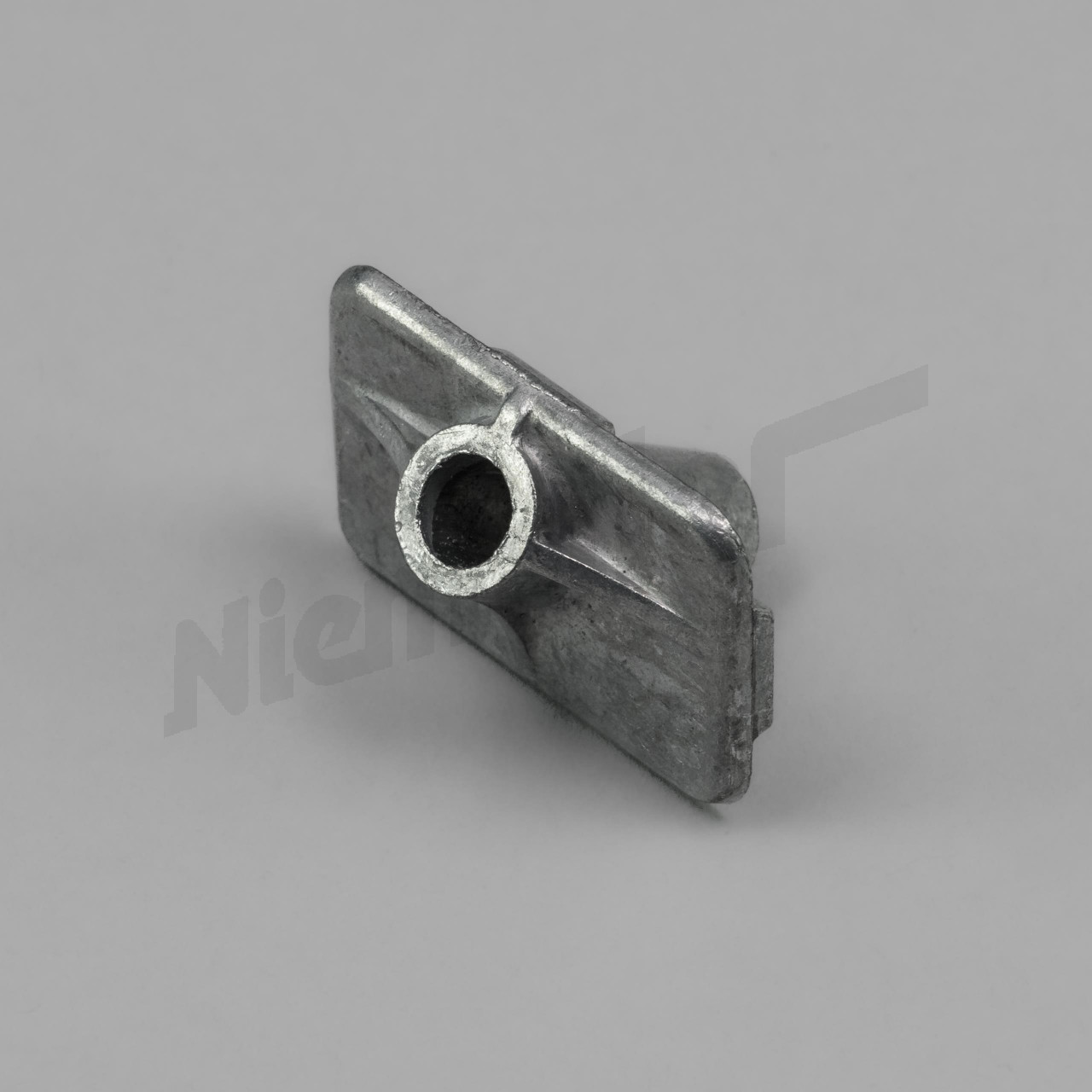 G 88 037 - intermediate piece
