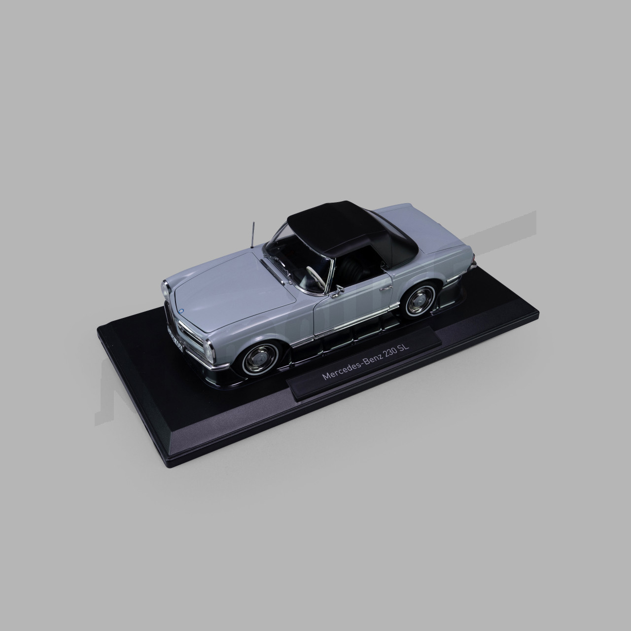 M 02 090 - M.B. W113 230SL, 1963, gray, hardtop black Limited 1000 pieces 1:18, Norev