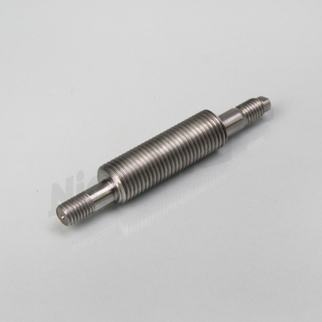 A 33 165 - Eccentric bolt for steering knuckle support top
