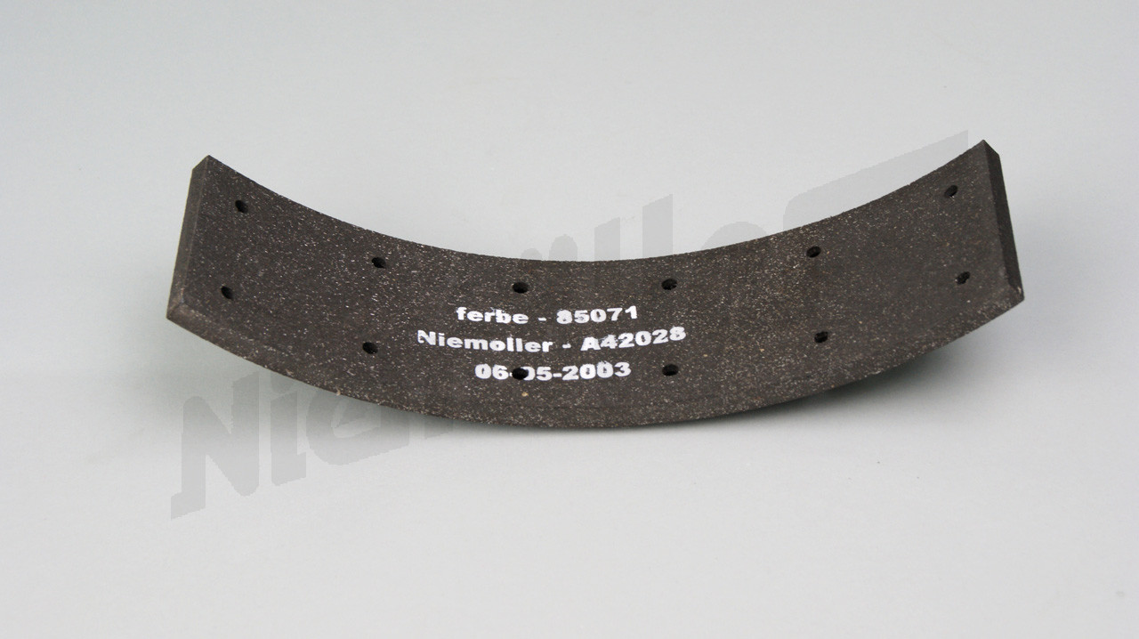 A 42 028 - Bremsbelag zum Aufnieten (220) Breite Bremse 55mm