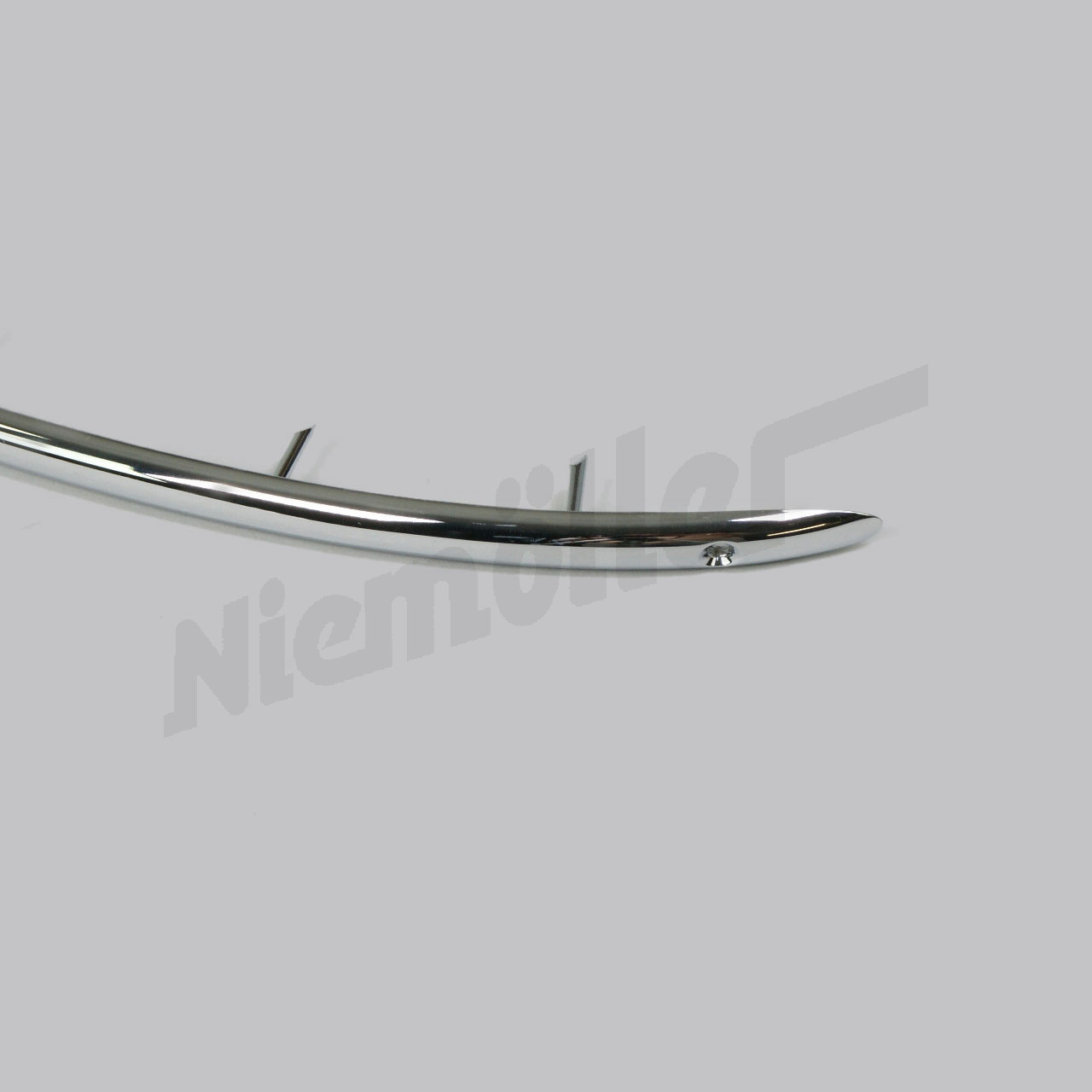 A 69 013 - Nagelleiste 170/220AC verchromt