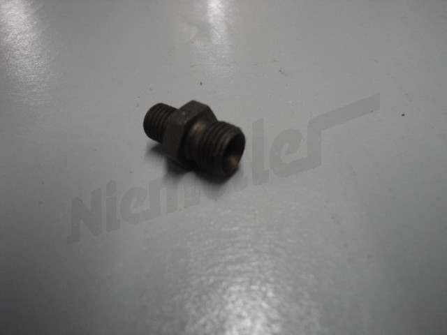 B 01 082 - Screw socket for oil drain connection