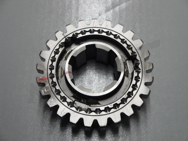 B 26 061 - Korpus synchronizatora dla 1/2 biegu