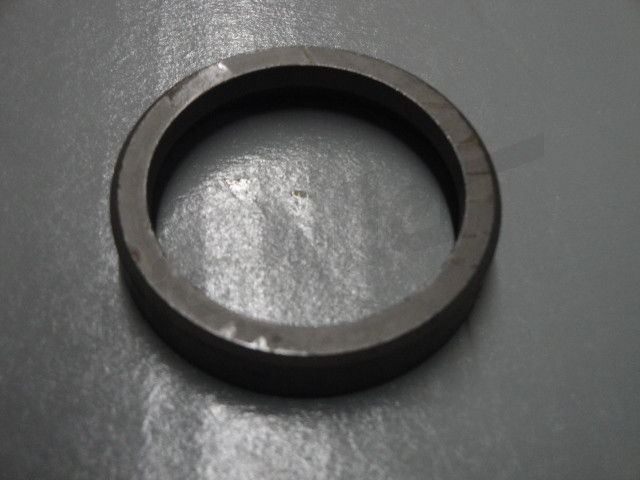 B 35 228 - Bearing sleeve for rubber bearing Bearing bolt front