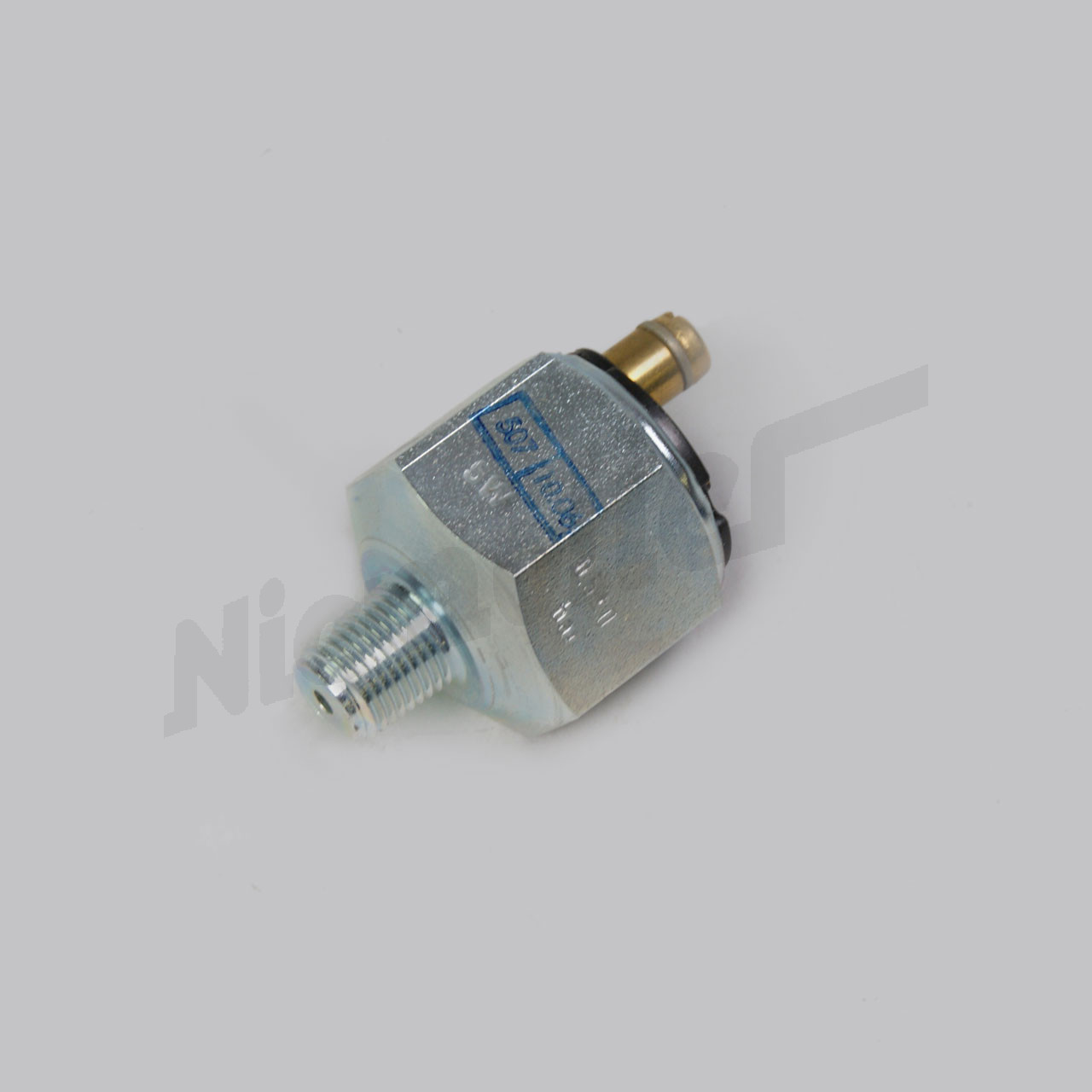 B 54 210 - Oliedrukschakelaar in het tussenstuk