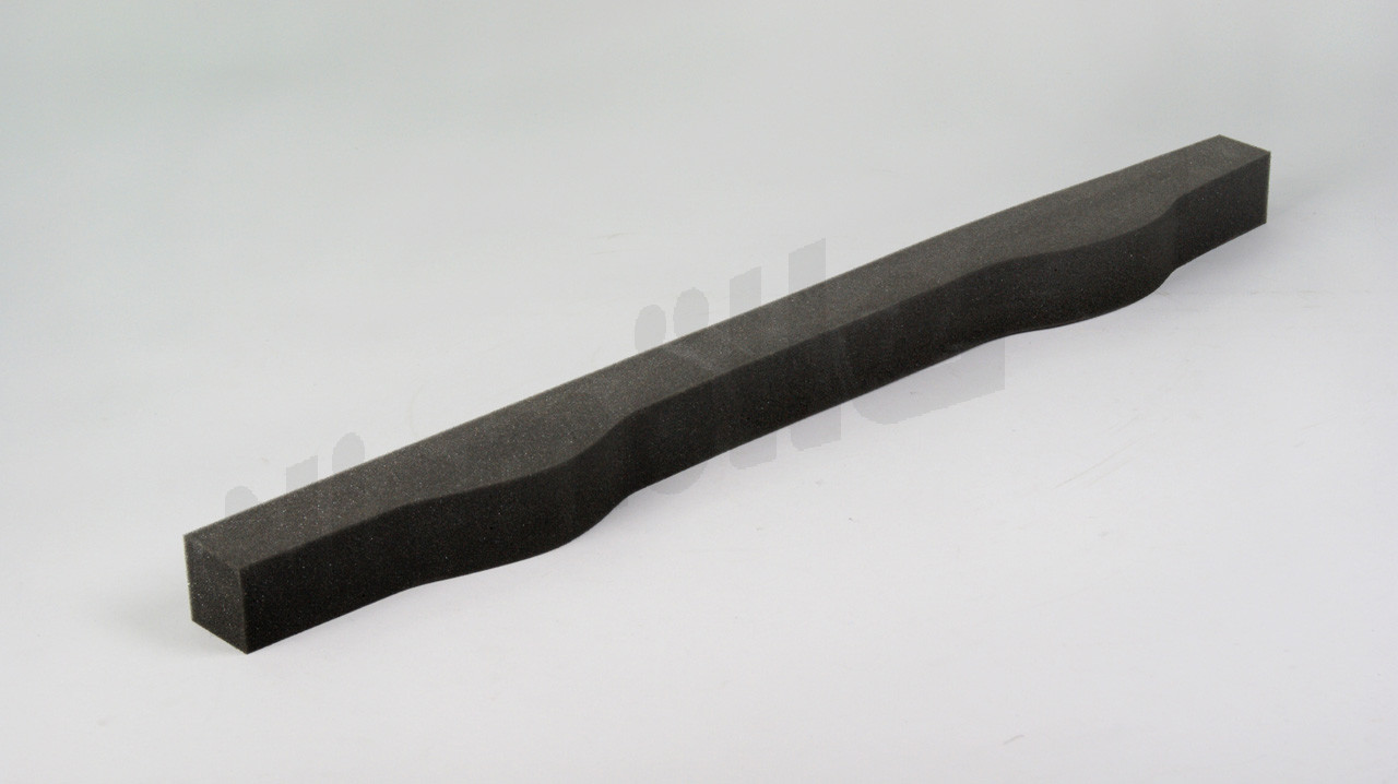 B 88 331 - Uszczelnienie przy silniku (nad chłodnicą)