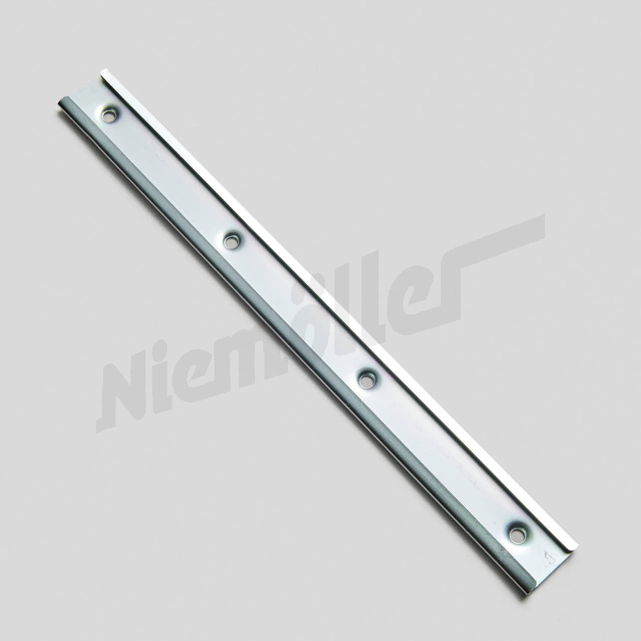 B 91 017 - guide rail for seat, inside