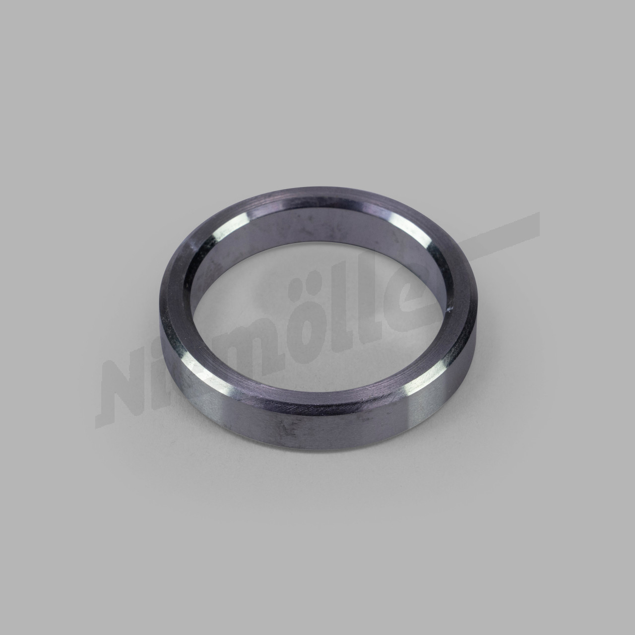 C 03 091 - Pierścień dystansowy 8,9 mm dla wału korbowego do pierścienia zawiesia oleju