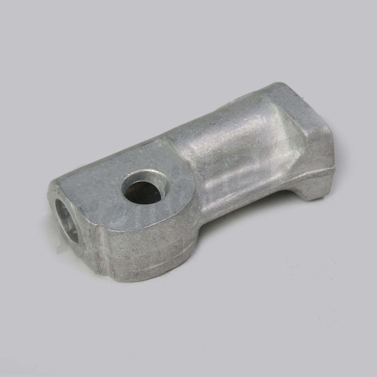 C 05 280 - Staffa del bilanciere per il 2° e 4° cilindro