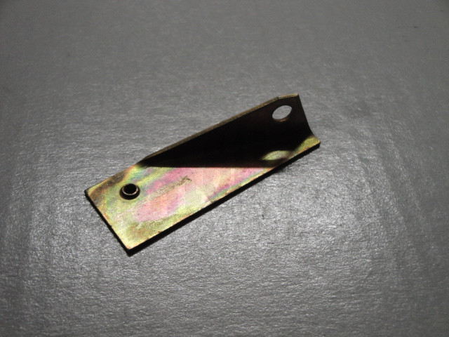 C 08 380 - Uchwyt na kabel elektryczny